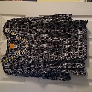 Black/white, 3/4 sleeve Ruby Rd blouse